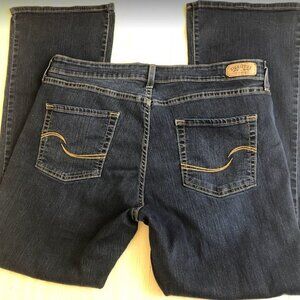Signature by Levi Strauss Women's Denim Stretch Blue Jeans Modern Bootcut 35x32